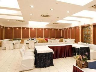 Hotel Amar Yatri Niwas 2*